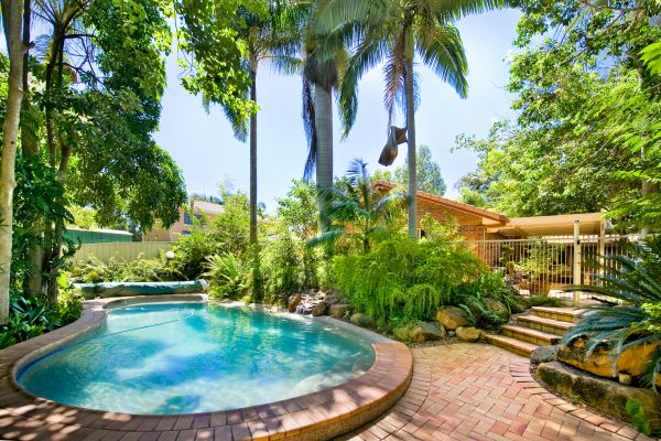 Cost of Pool Patio Paving in Grand Rapids